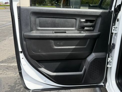 Used 2015 RAM 3500 Tradesman image 29