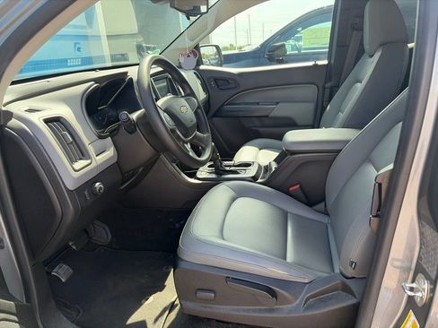 Used 2018 Chevrolet Colorado W/T w/ WT Convenience Package RWD image 5