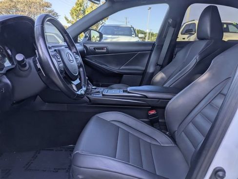 Used 2021 Lexus IS 350 F Sport image 27