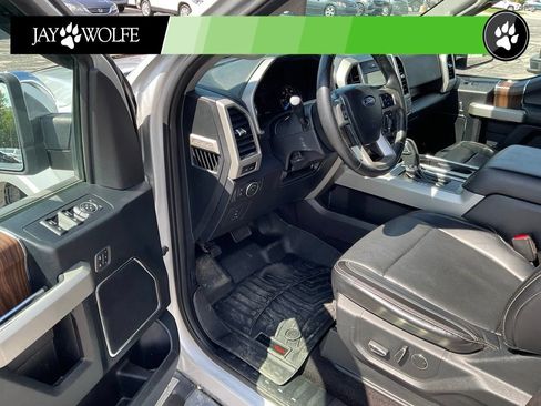 Used 2017 Ford F150 Lariat AWD/4WD image 9
