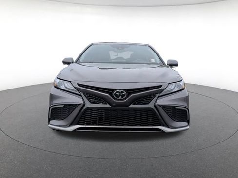 Used 2024 Toyota Camry XSE FWD image 8
