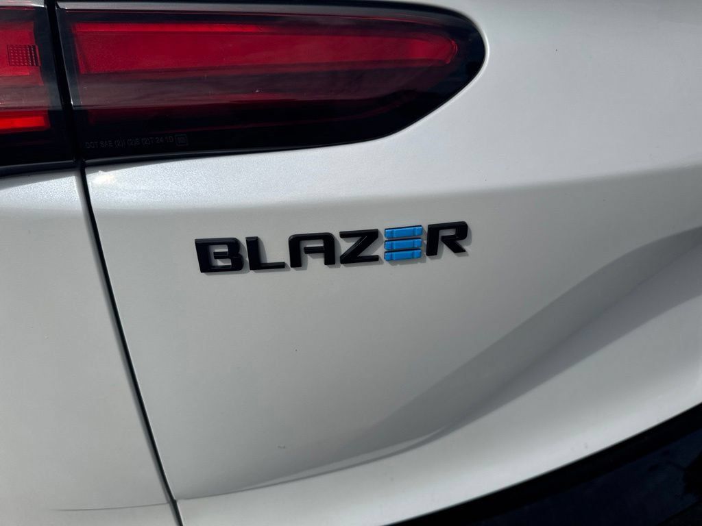 Used 2024 Chevrolet Blazer EV RS AWD/4WD image 8