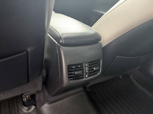 Used 2013 Lexus ES 350 image 35