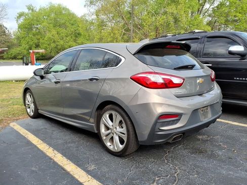 Used 2017 Chevrolet Cruze Premier w/ RS Package image 4
