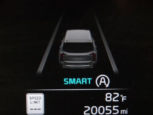 Used 2024 Kia Telluride S image 37