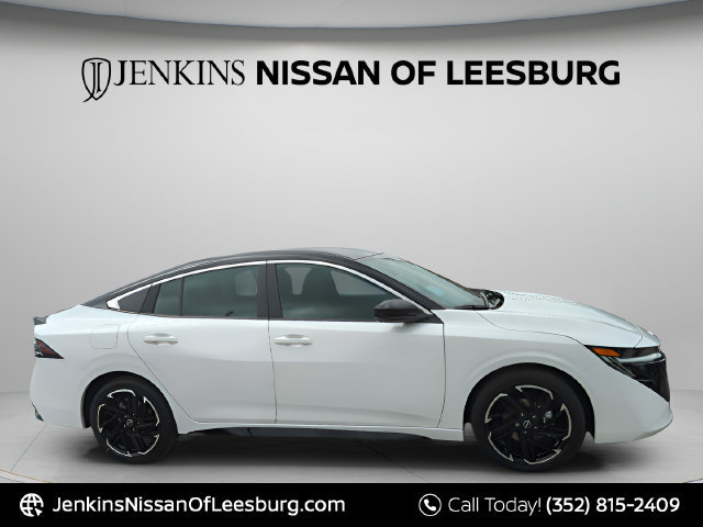Used 2026 Nissan Sentra SR w/ Floor Mat Package FWD image 5