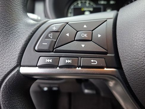 Certified 2024 Nissan Kicks SV image 20