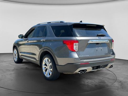 Used 2023 Ford Explorer Platinum w/ Technology Package AWD/4WD image 7