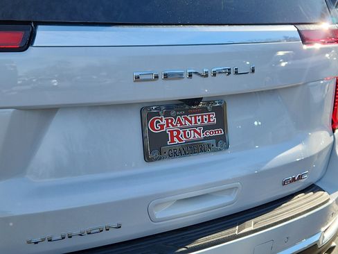 New 2026 GMC Yukon Denali w/ Sun & Power Step Package image 11