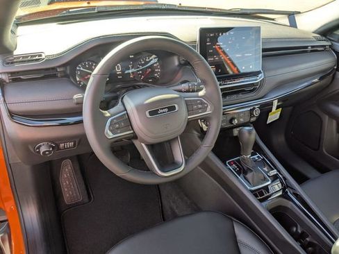 New 2026 Jeep Compass Latitude image 15