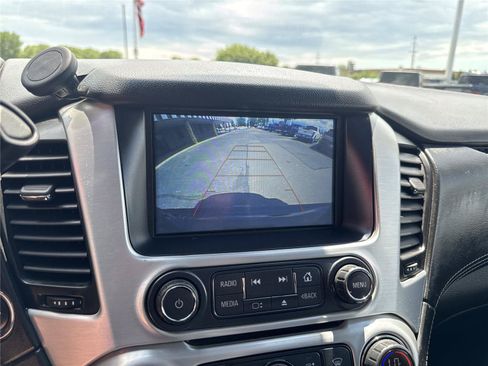 Used 2019 GMC Yukon SLT AWD/4WD image 25