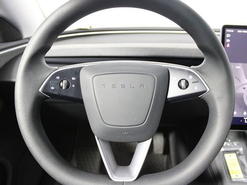 Used 2024 Tesla Model 3 Long Range RWD image 13