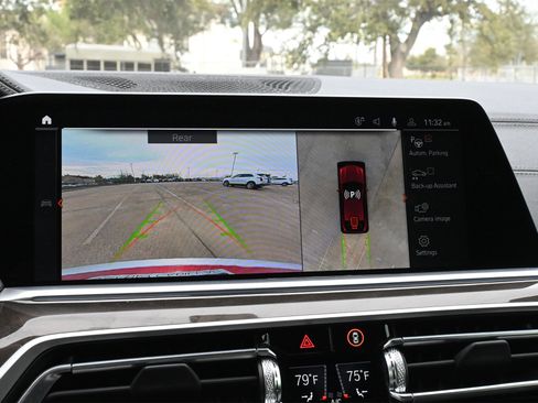 Used 2023 BMW X6 xDrive40i w/ Luxury Seating Package image 13