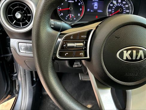 Used 2021 Kia Forte LXS FWD image 10
