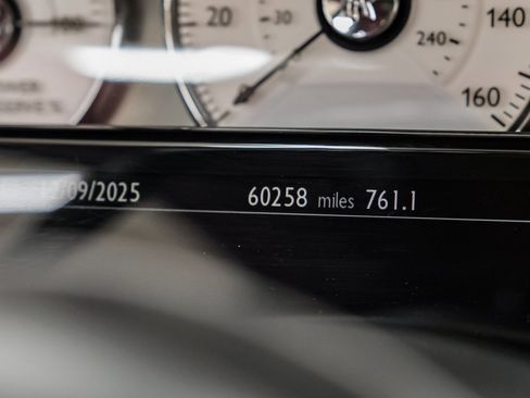 Used 2014 Rolls-Royce Ghost image 27