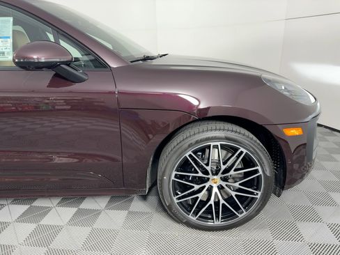 New 2026 Porsche Macan GTS image 12