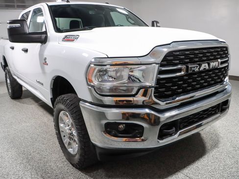 Used 2024 RAM 2500 Big Horn w/ Off Road Package AWD/4WD image 5