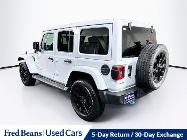 Used 2022 Jeep Wrangler Unlimited Sahara w/ Cold Weather Group AWD/4WD image 6