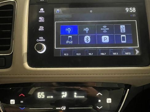Used 2022 Honda HR-V EX image 16