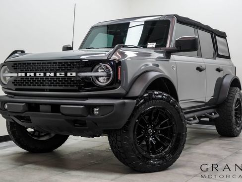 Used 2022 Ford Bronco Wildtrak AWD/4WD image 1