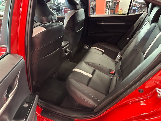Certified 2026 Toyota Camry SE w/ Convenience Package FWD image 13