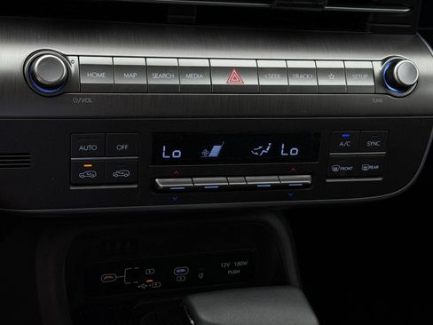Used 2026 Hyundai Kona SEL Sport FWD image 14