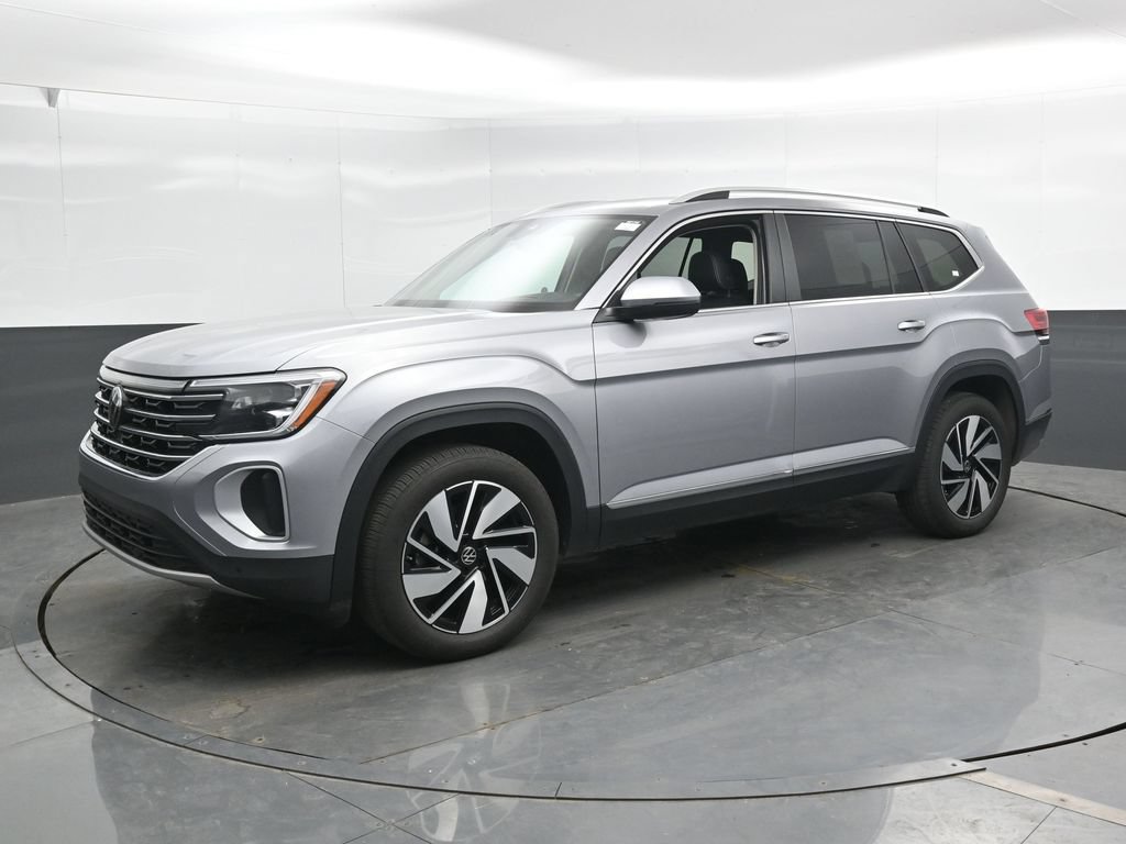 Used 2025 Volkswagen Atlas SEL AWD/4WD image 9