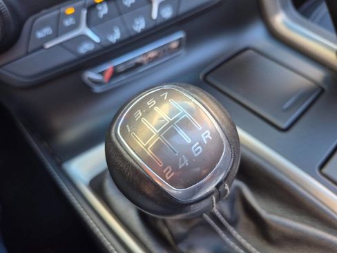 Used 2014 Chevrolet Corvette Stingray Coupe image 24