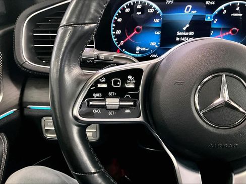Used 2023 Mercedes-Benz GLS 580 4MATIC image 24