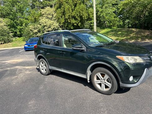 Used 2013 Toyota RAV4 XLE FWD image 3