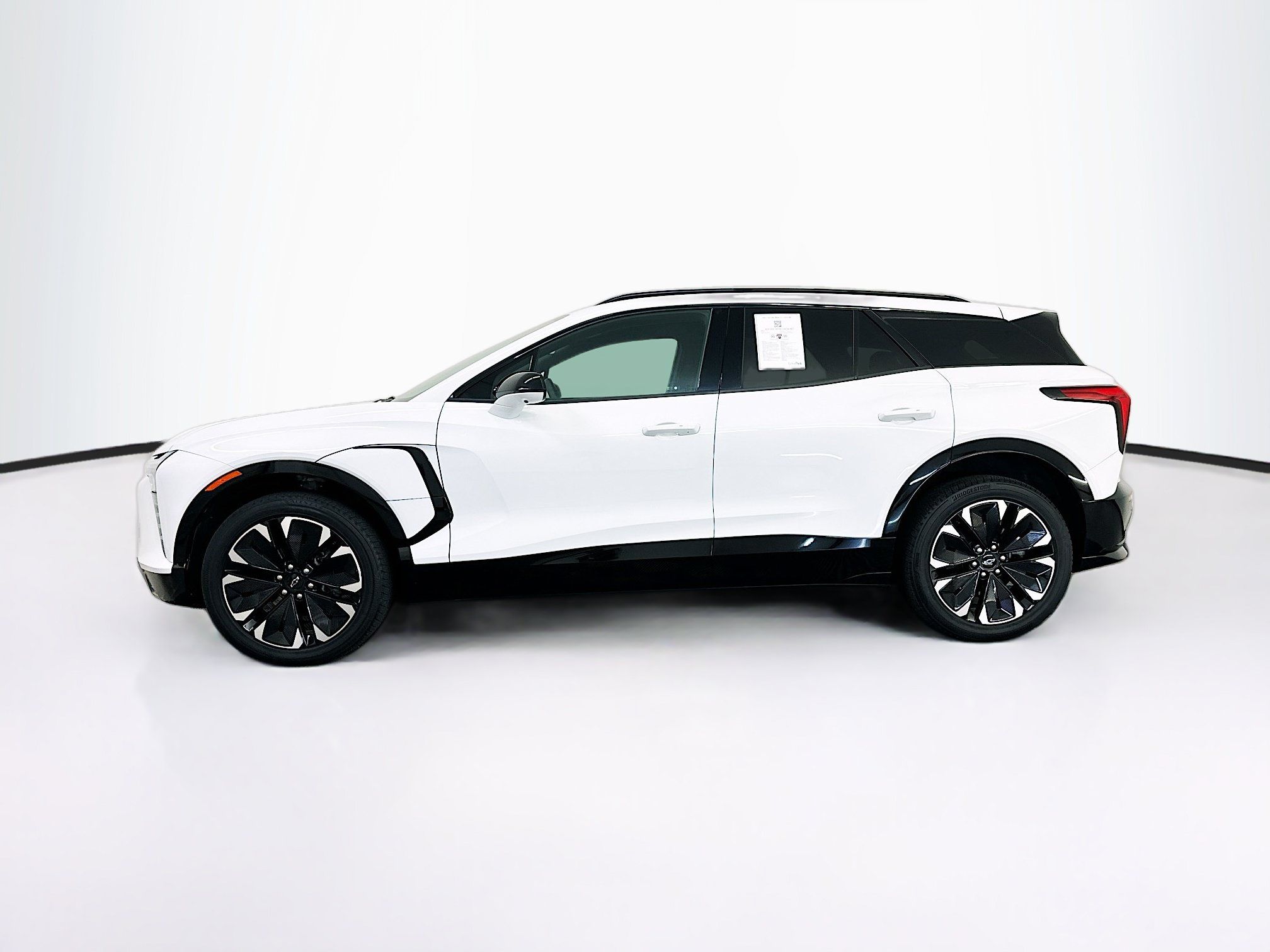 Used 2024 Chevrolet Blazer EV RS AWD/4WD image 4
