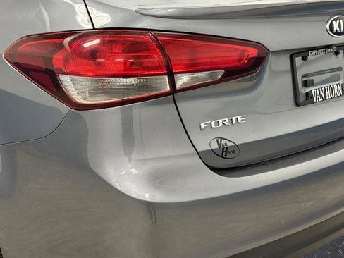 Certified 2017 Kia Forte S image 28