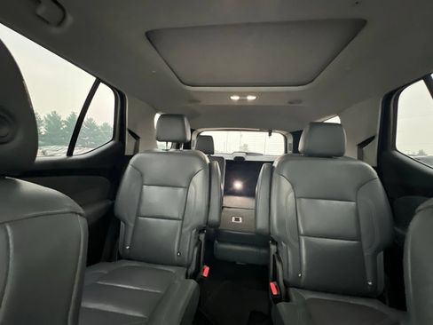Certified 2021 Chevrolet Traverse Premier AWD/4WD image 23