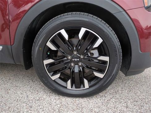 Used 2023 Kia Telluride SX image 12