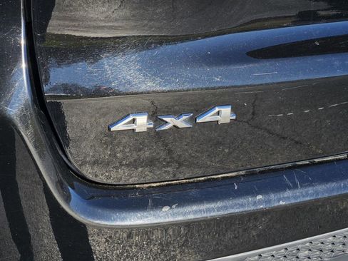 Used 2024 Jeep Compass Latitude image 8