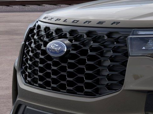 New 2026 Ford Explorer ST-Line AWD/4WD image 17