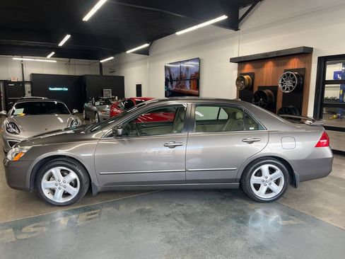 Used 2006 Honda Accord EX-L image 5
