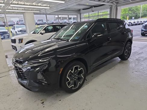 Certified 2021 Chevrolet Blazer RS w/ Enhanced Convenience Package AWD/4WD image 2