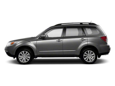 Used 2010 Subaru Forester 2.5X AWD/4WD image 2