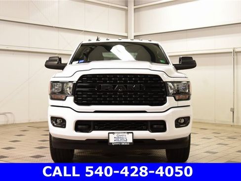 Used 2022 RAM 3500 Big Horn w/ Night Edition image 2