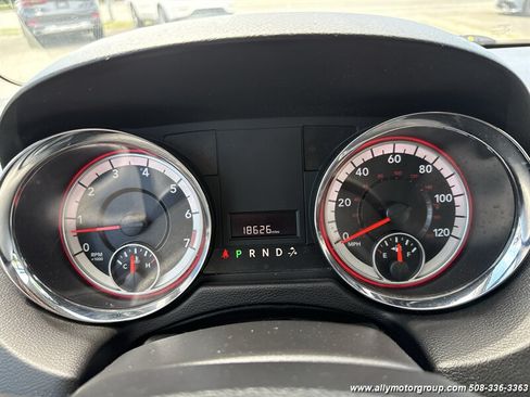 Used 2015 Dodge Grand Caravan American Value Package FWD image 18