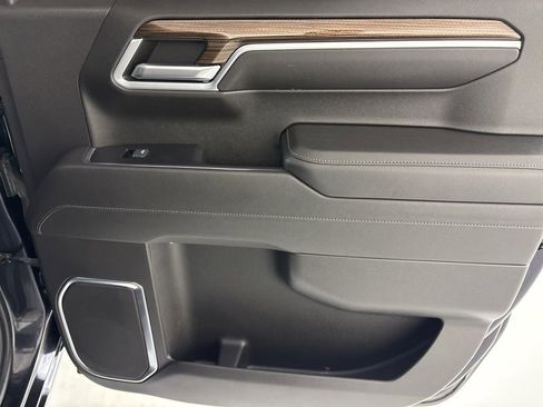 Used 2022 Chevrolet Silverado 1500 LT w/ Protection Package image 44