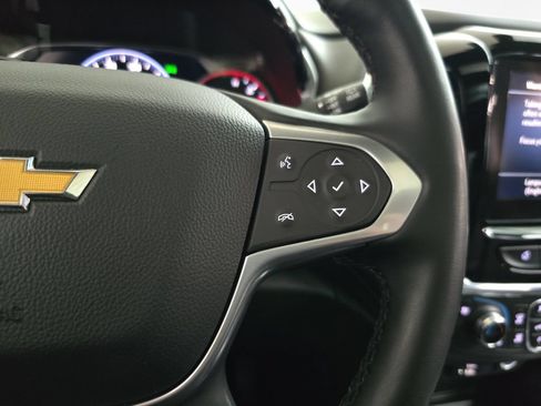Used 2023 Chevrolet Traverse High Country AWD/4WD image 18