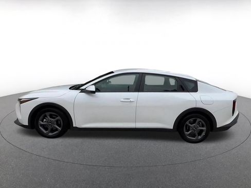 Used 2025 Kia K4 FWD image 9