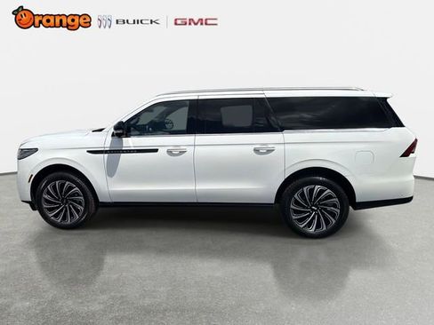 Used 2025 Lincoln Navigator L Black Label AWD/4WD image 6