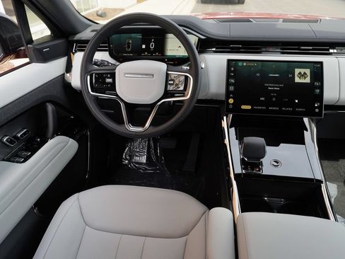 Certified 2026 Land Rover Range Rover Sport SE AWD/4WD image 15
