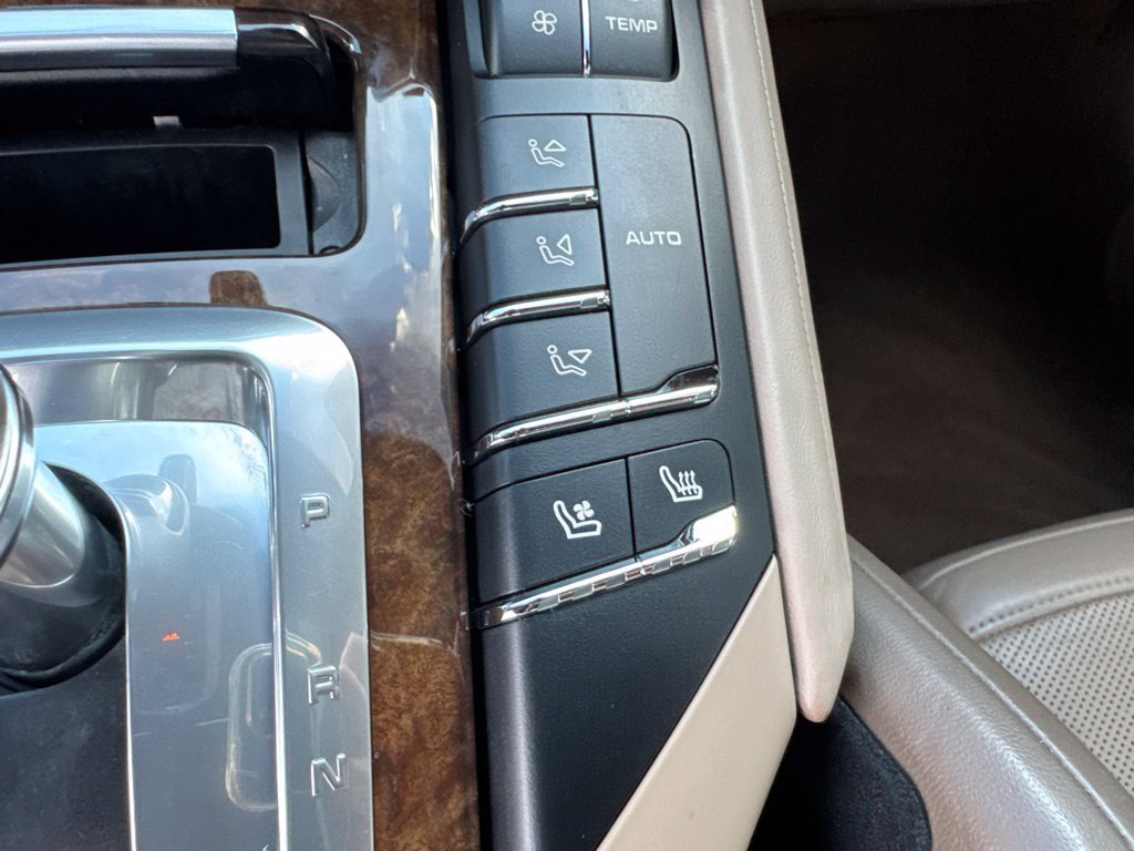 Used 2012 Porsche Cayenne AWD/4WD image 62