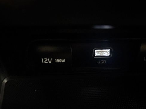 Used 2023 Kia Soul LX w/ LX Technology Package FWD image 15