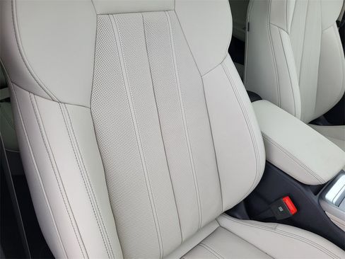 New 2025 Audi Q5 Prestige image 13