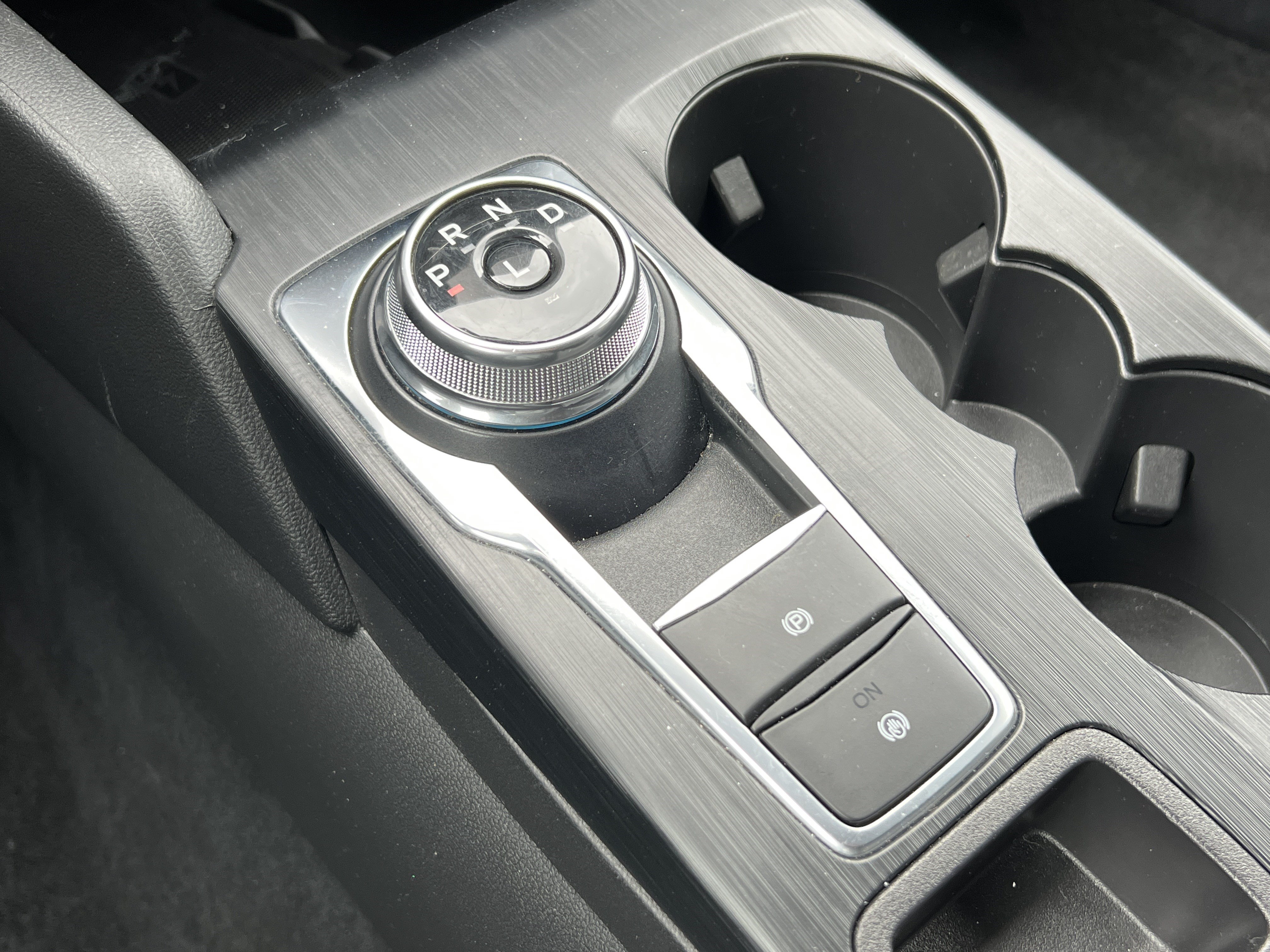 Used 2024 Ford Escape Platinum AWD/4WD image 30